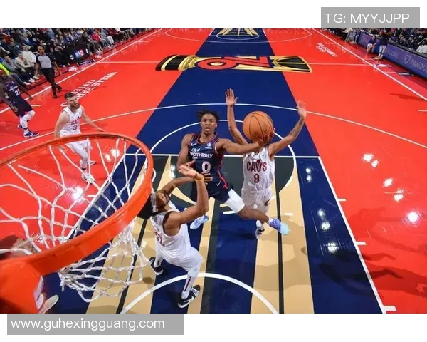 绝杀三分超时且打铁！恩比德14中6拿到20分6板4助2帽